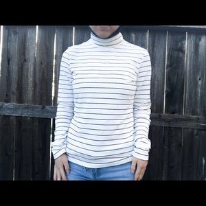 GAP mock turtleneck long sleeve